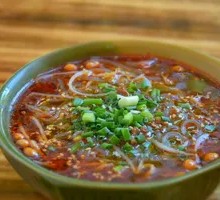 Special Mixed Sauce Spicy Rice Noodles