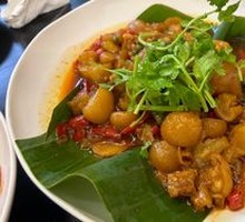 Spicy and Sour Pig Trotters