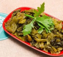 Sour Cabbage with Luncheon Meat Rice Noodles