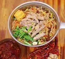 Sour Cabbage and Pork Noodles