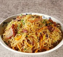 Cantonese Sausage Fried Rice Noodles