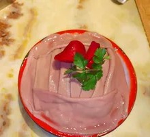 Sliced Pork Kidney with Big Knife
