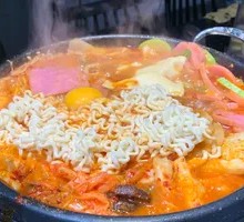 Popular Korean Hot Pot