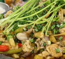 Hot Pot Frog with Medium Spiciness