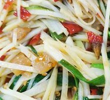 Sliced Potatoes with Green Pepper