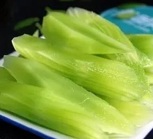 Braised Lettuce Slices