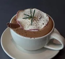Apple Cinnamon Latte