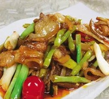 Spicy Pickled Pepper Pork Rice Bowl