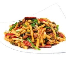 Egg and Meat Stir-Fried Rice Noodles