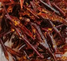 Dry-Eaten Small Chili Peppers