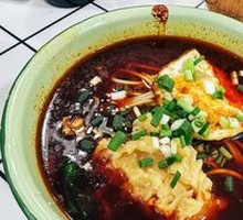 Beef Noodle Soup with Thin Noodles
