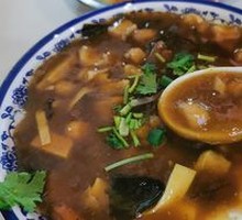 Tofu pudding with spicy soup mixed