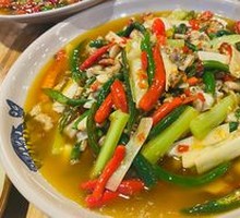 Spicy and Sour Chicken Feet