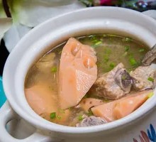 Lotus Root and Pork Rib Soup