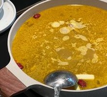 Golden Sour Spicy Soup Base