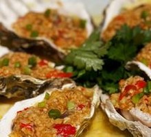 Garlic Steamed Oysters