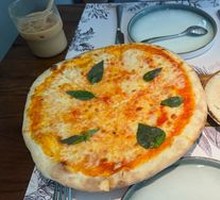 Margherita Pizza