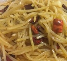 Stir-Fried Potato Strips