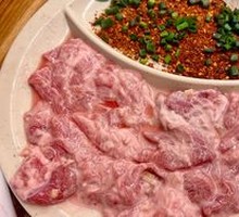 Handcrafted Tender Meat Slices