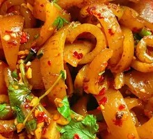 Soft and Tender Braised Pigskin