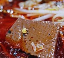 Intestine and Blood Rice Noodles