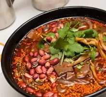 Secret-Recipe Duck Blood Noodles