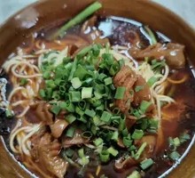 Stewed Intestine Noodles