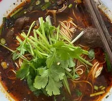 Stewed Intestine Noodles