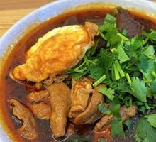 Offal and Beef Noodles