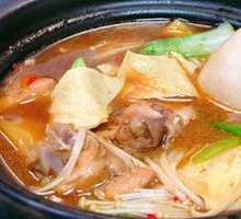 Signature Pot-Braised Chicken Rice