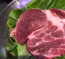 Thick-cut Pork Shoulder Tender