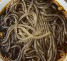 Vegetarian Sour Spicy Noodles