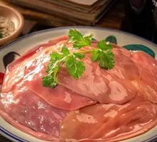 Sliced Pork Kidney with Big Knife