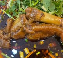 Pork Trotter Noodles