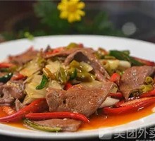 Sichuan-style Pickled Pepper Pork Liver