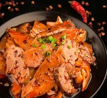 Pork Jowl and Walnut Stir-fry