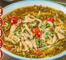 Sour Cabbage and Pork Noodles