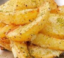 Garlic Parmesan Potato Wedges