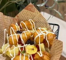 Pineapple Fried Dough Shrimp