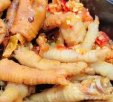 Spicy Tiger Skin Chicken Feet