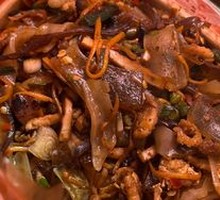 Fish-flavored Pork and Noodles Stir-fry