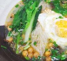 Clear Soup Rice Noodles