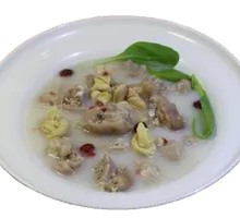 Kelp and Pig Trotter Soup