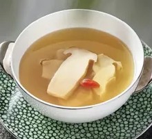Songrong and Abalone Soup