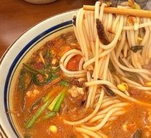 Fresh Meat Small Pot Rice Noodles