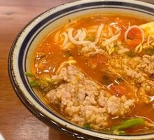 Lemongrass Tomato Sour Soup with Pork Rice Noodles