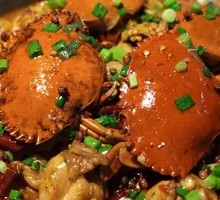 Stewed Crab, Chicken Feet, and Bullfrog Combo Pot
