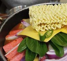 Traditional Military Rice Cake Hot Pot