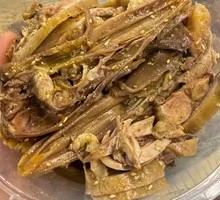 Tasting Braised Duck Wings
