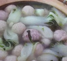 Cabbage Meatball Hot Pot